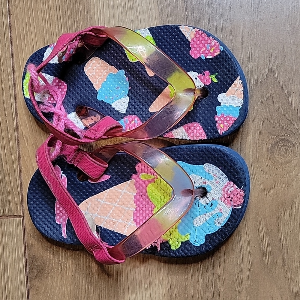 *3/$15* Ice Cream Flip Flops Toddler Girl Size 6/7
